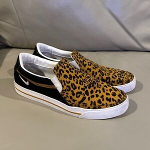 Nike Court Legacy Slip-on Shoes